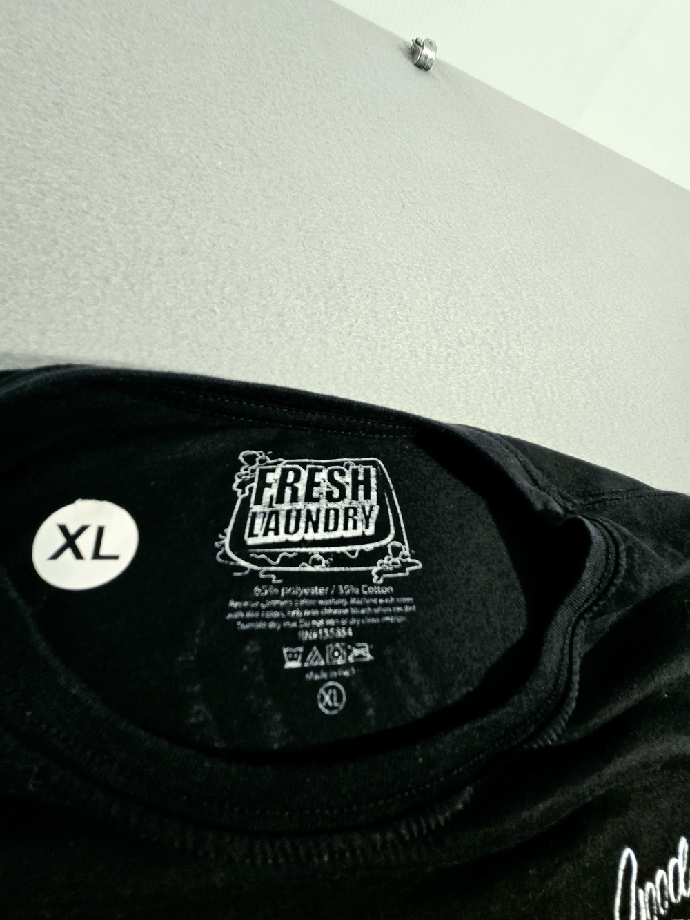 Savage New York Black Tee with Red Rose Heart Graphic - Picture 3 of 5